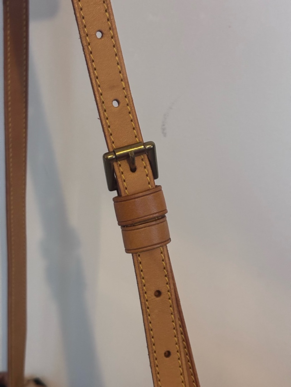 Louis Vuitton Vintage Crossbody w/COA - Picture 14 of 16